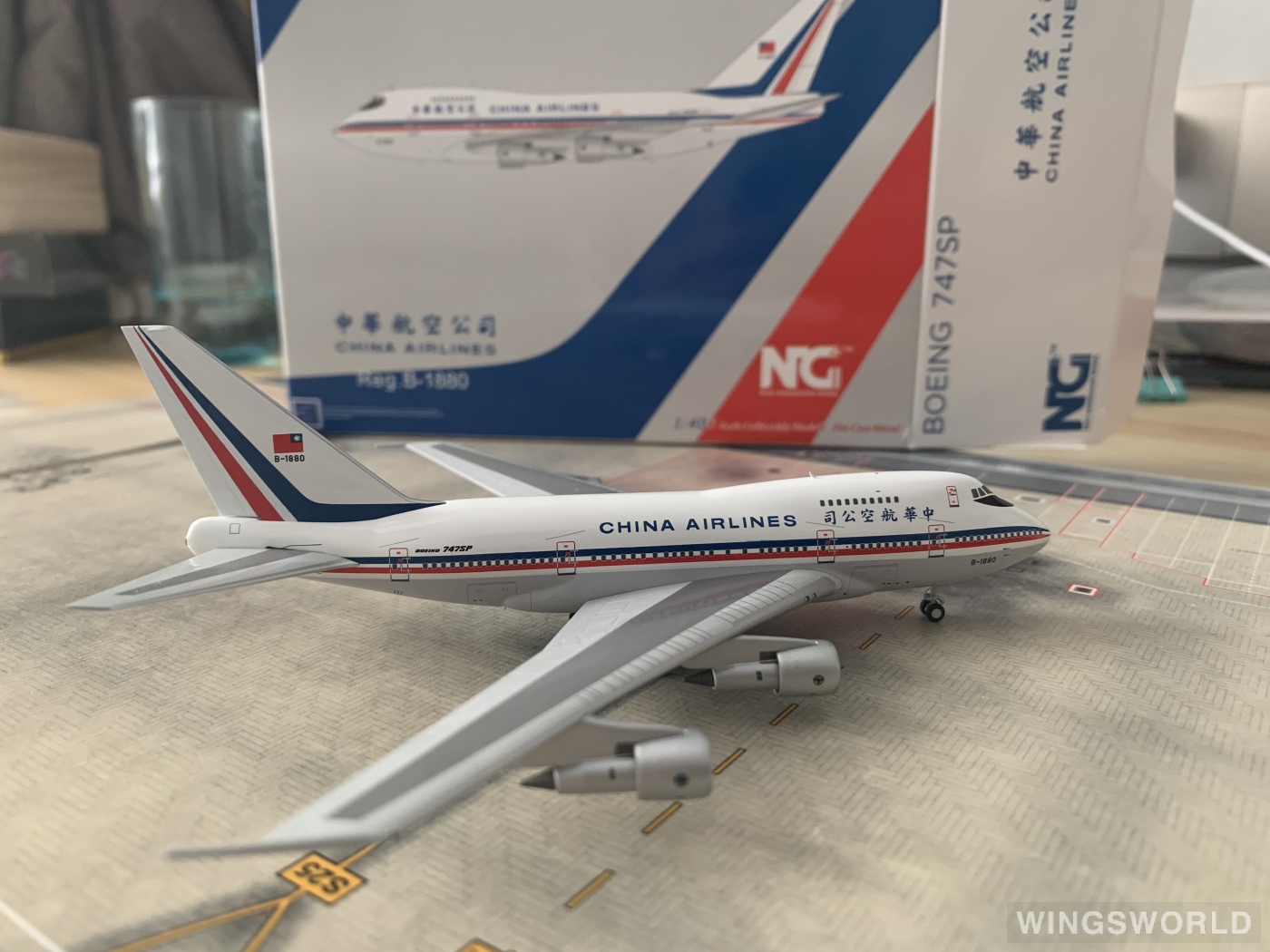 NGmodels 1:400 NG07012 China Airlines 中华航空 Boeing 747SP B-1880