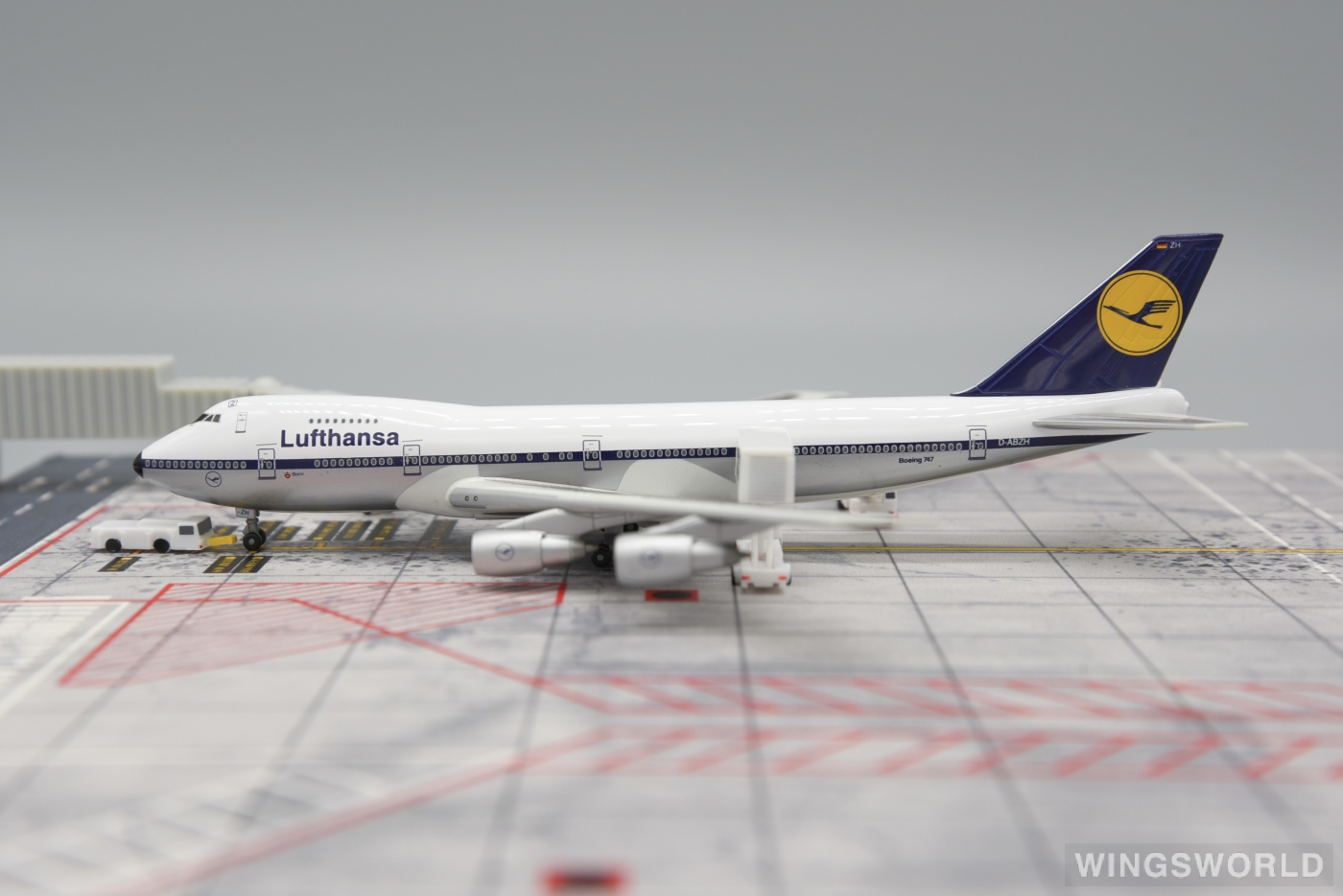Dragon Models 1:400 55095 Lufthansa 汉莎航空 Boeing 747-200 D-ABZH
