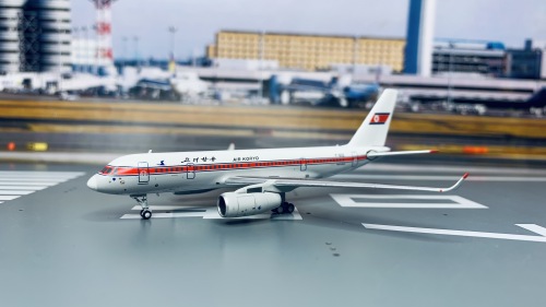 NGmodels 1:400 Tupolev Tu-204 Air Koryo 朝鲜高丽航空NG41001