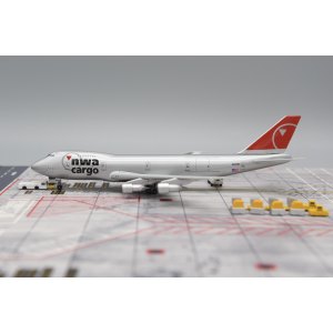 Northwest Airlines 美国西北航空 Boeing 747-200 N632NW 2003s colors. With 