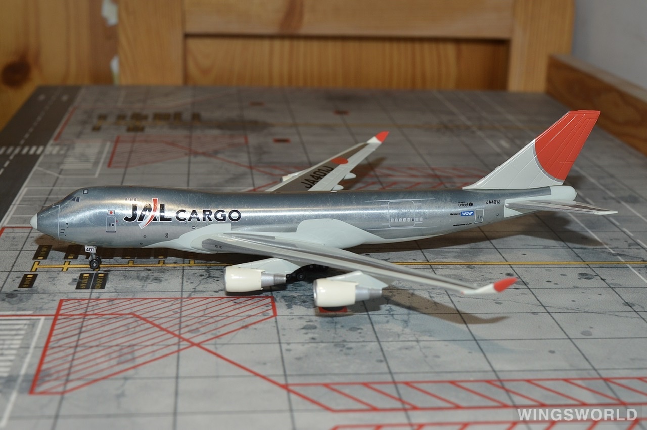 Dragon Models 1:400 55520 Japan Airlines 日本航空 Boeing 747-400 JA401J