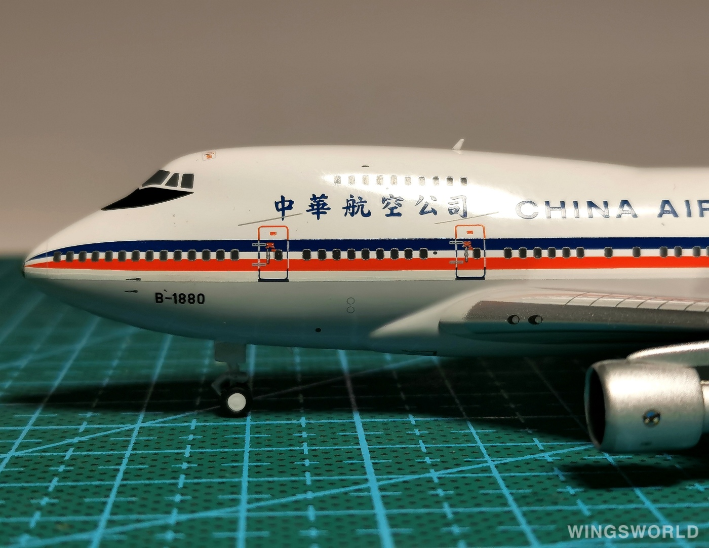 NGmodels 1:400 NG07012 China Airlines 中华航空 Boeing 747SP B-1880