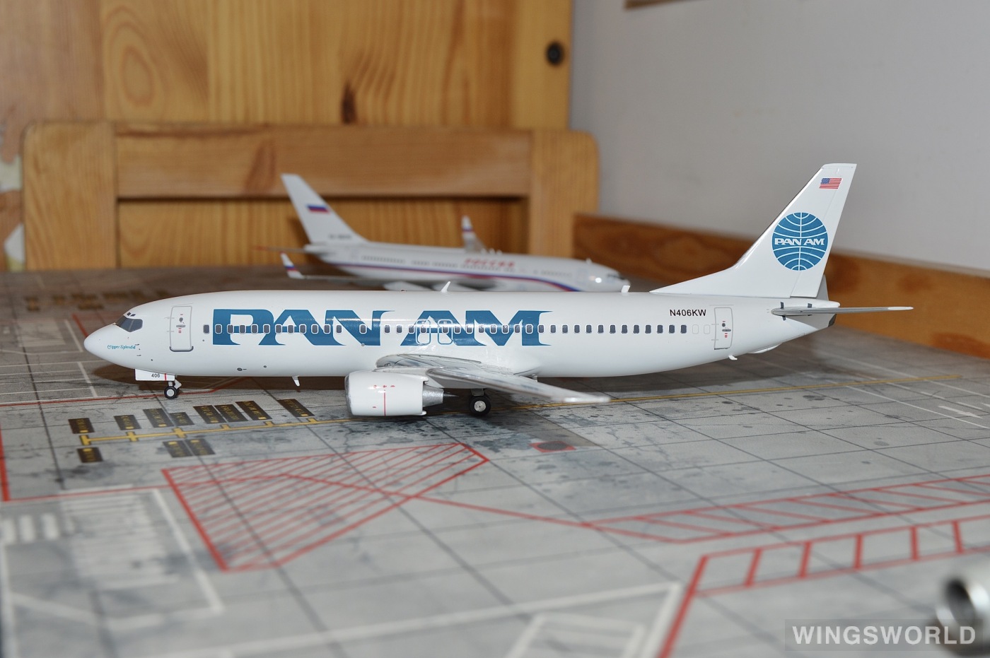 Geminijets 1:200 G2PAA255 Pan Am 泛美航空 Boeing 737-400 N406KW