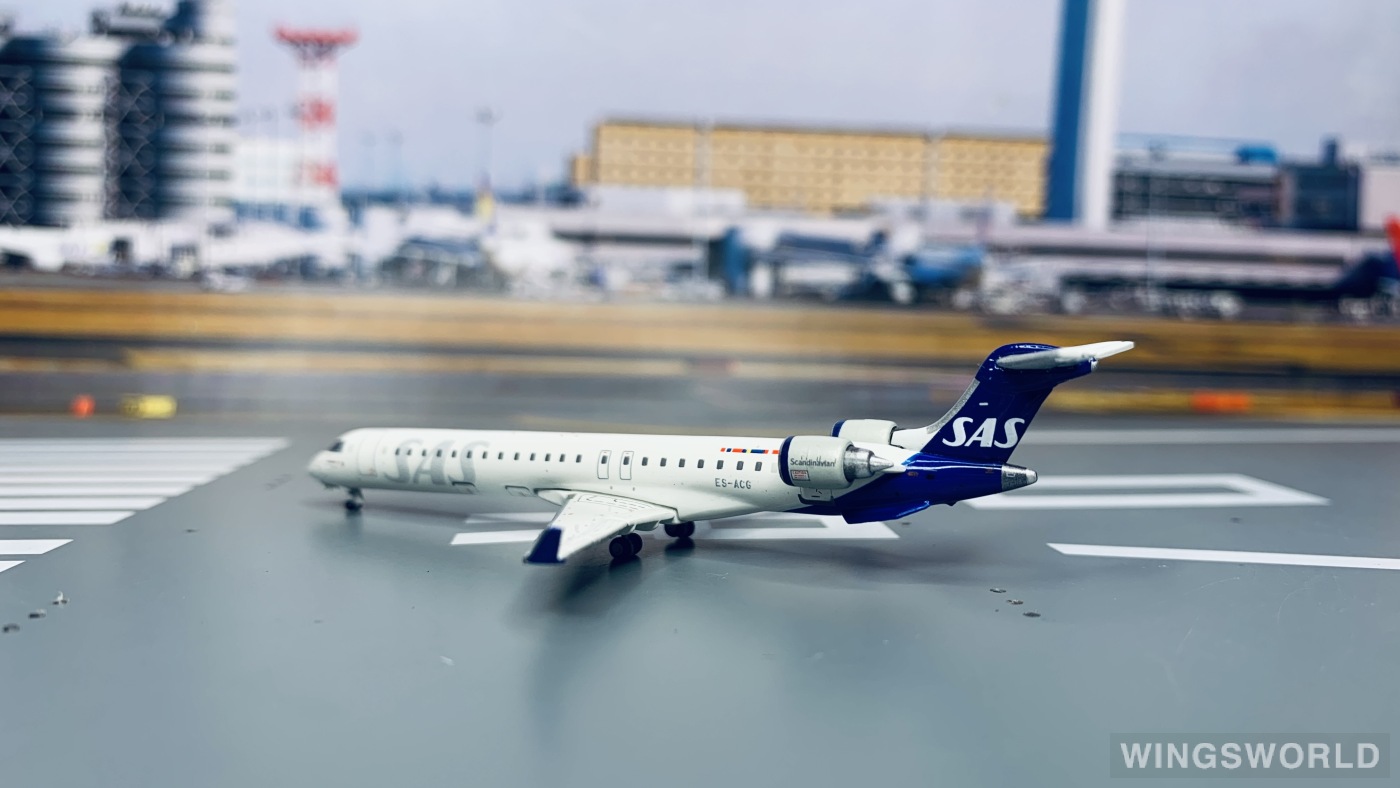 Geminijets 1:400 GJSAS1979 SAS 北欧航空 Bombardier CRJ900 ES-ACG