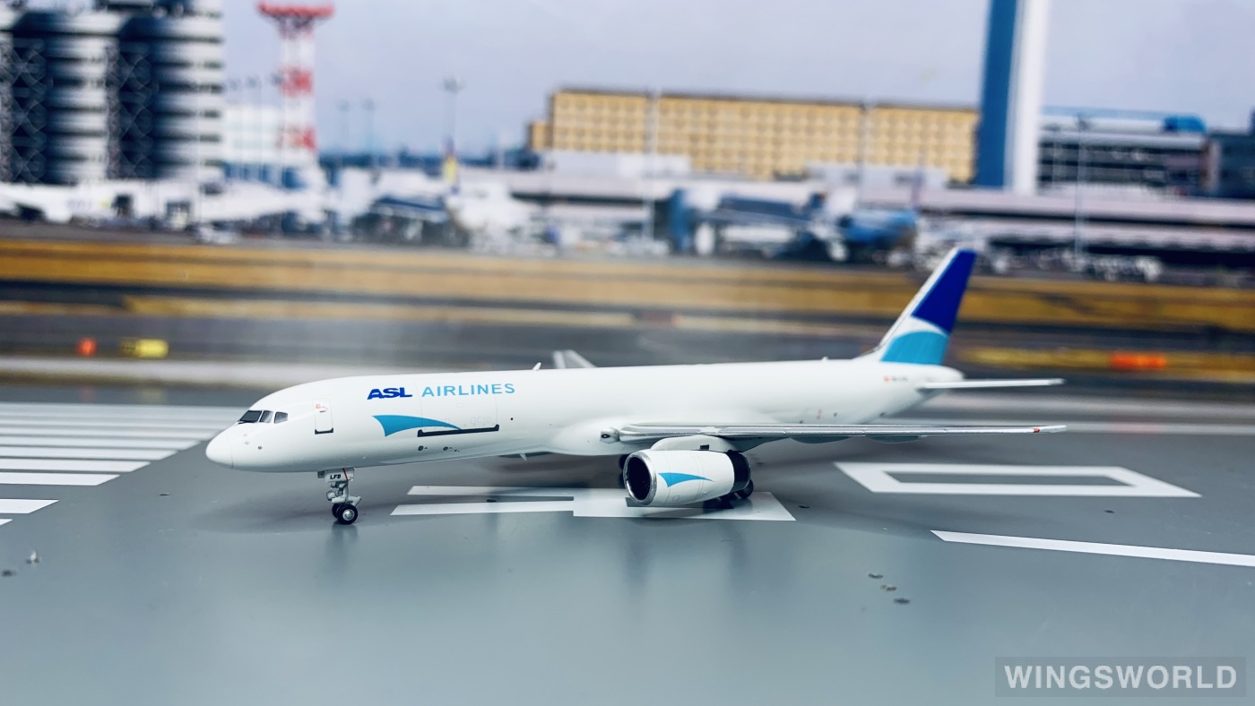NGmodels 1:400 NG53172 ASL Airlines Belgium Boeing 757-200 OE-LFB