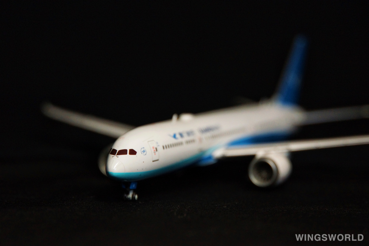 JC Wings 1:400 LH4043 XiamenAir 厦门航空 Boeing 787-9 B-1567