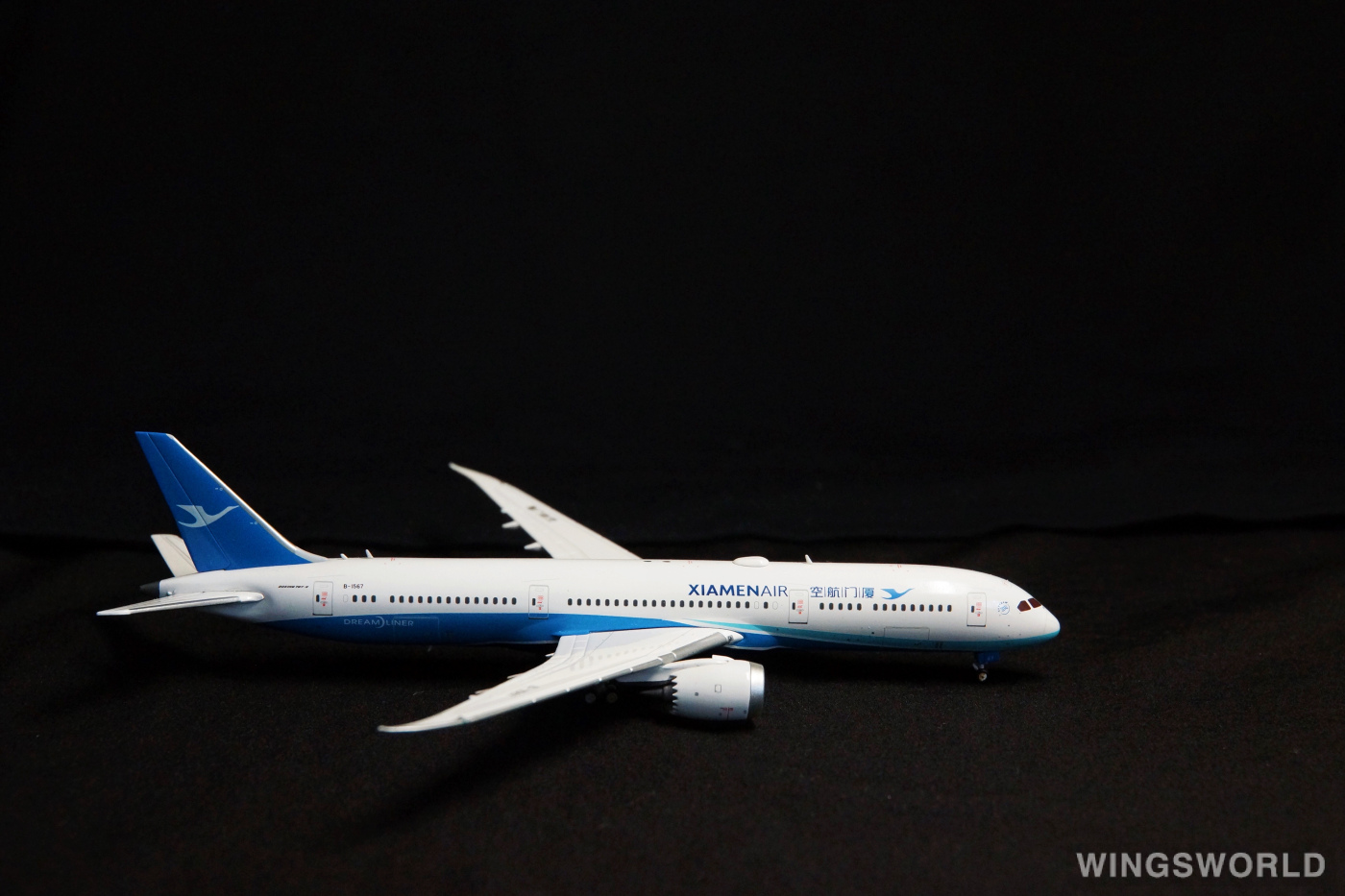 JC Wings 1:400 LH4043 XiamenAir 厦门航空 Boeing 787-9 B-1567