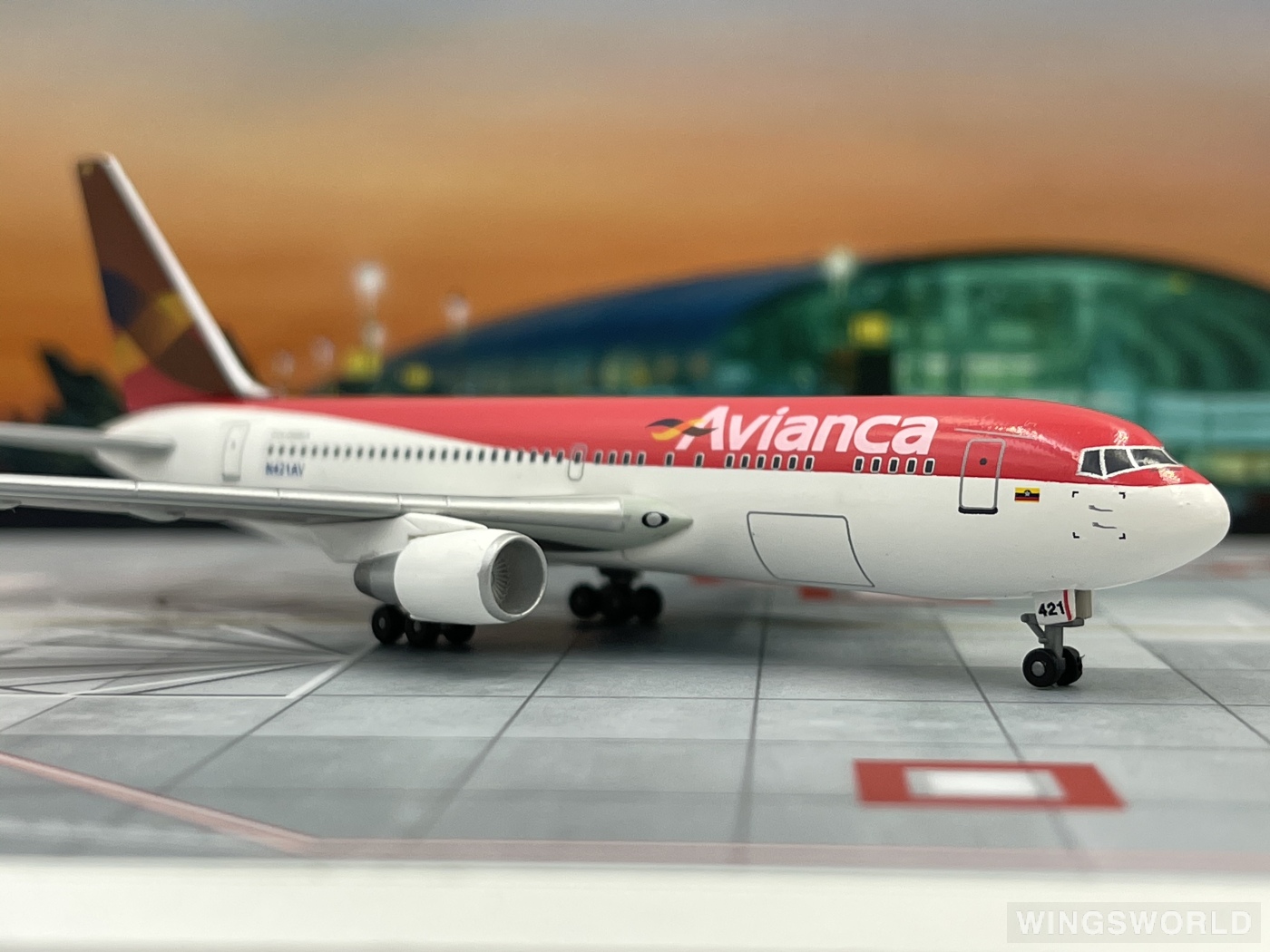 Dragon Models 1:400 55975 Avianca 哥伦比亚航空 Boeing 767-200 N421AV