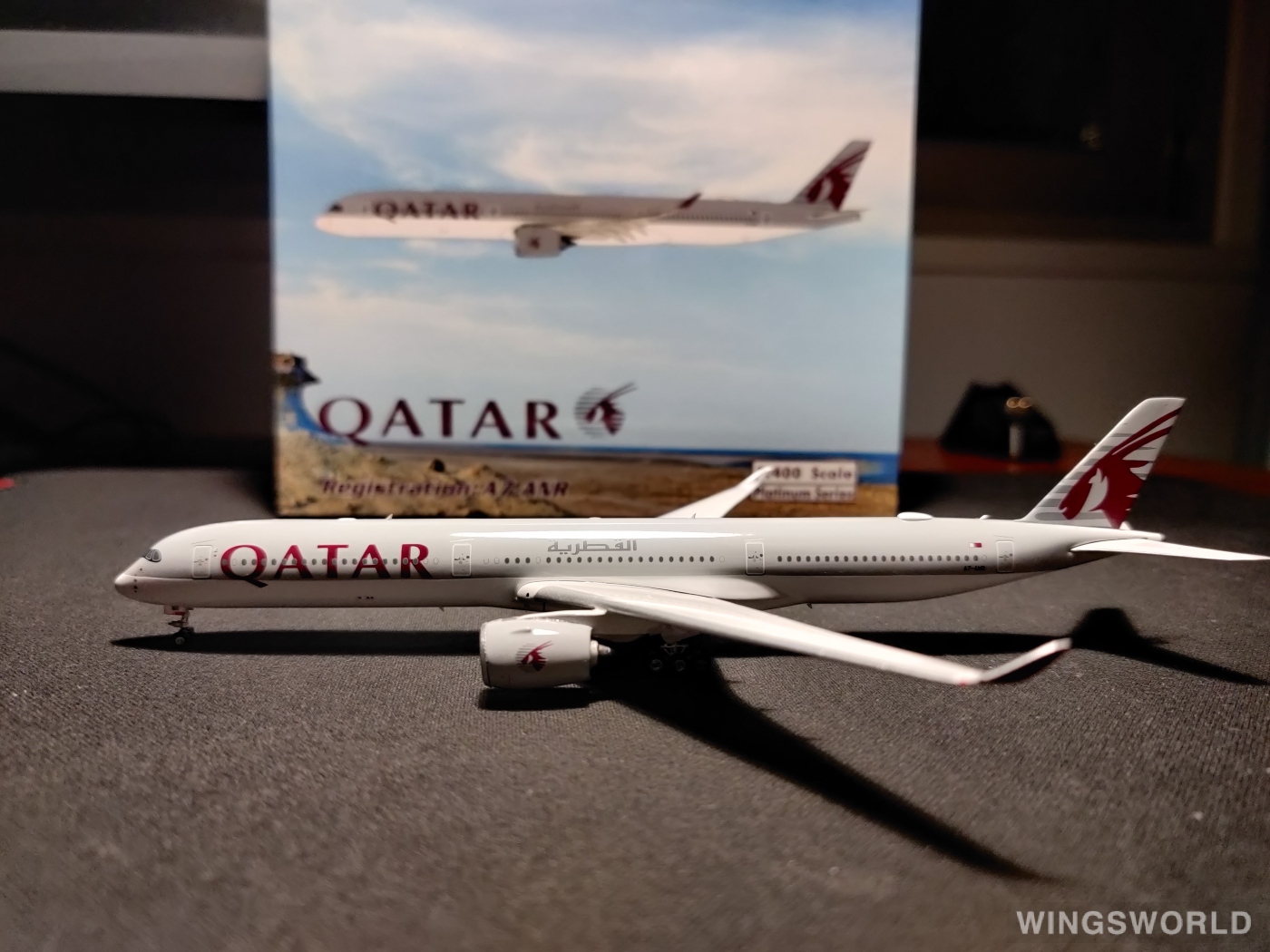 Phoenix 1:400 PH11674 Qatar 卡塔尔航空 Airbus A350-1000 A7-ANR