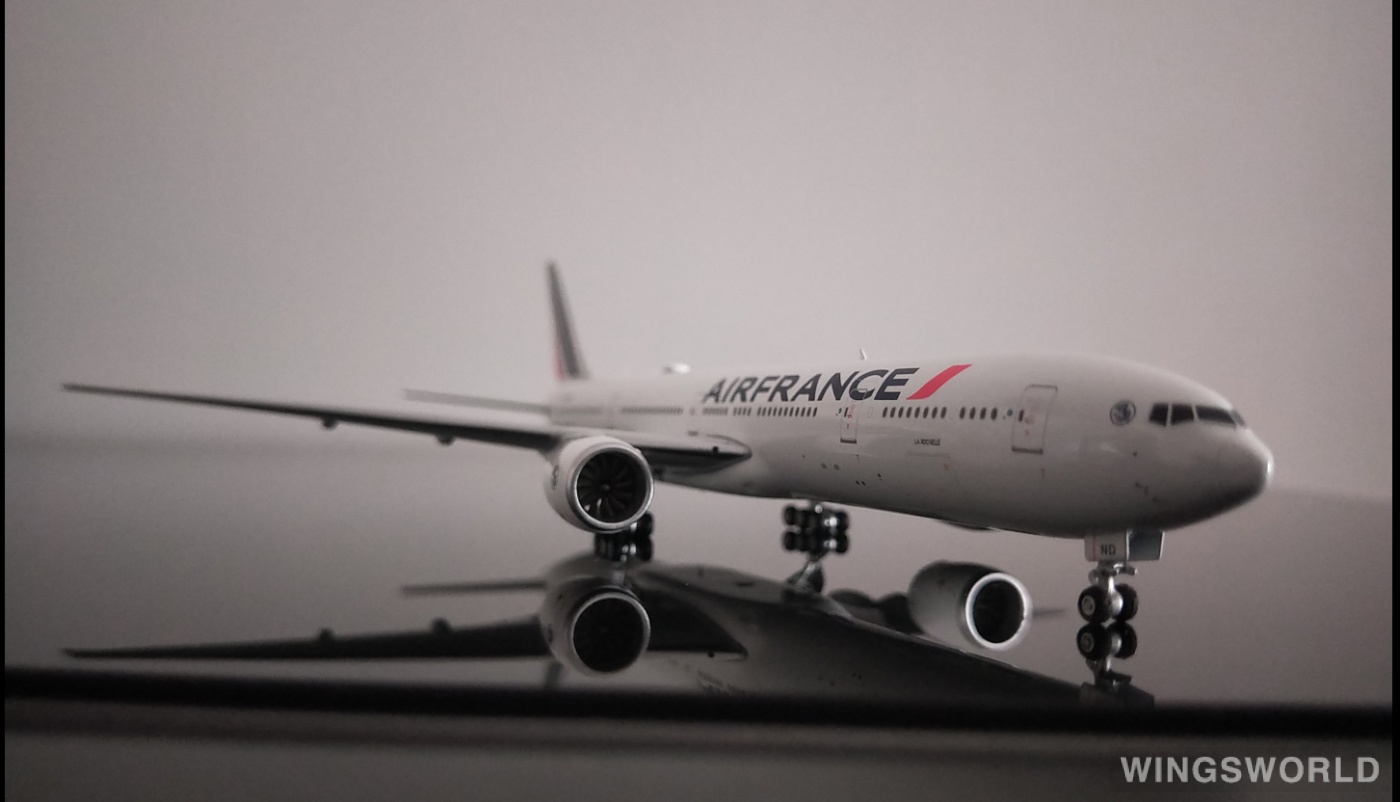 Phoenix 1:400 PH04400 Air France 法国航空 Boeing 777-300ER F-GZND