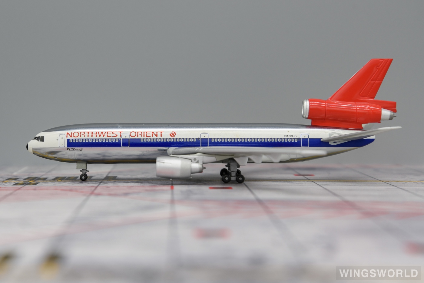 西北东方航空 55209 n153us 的照片 作者:nicolas - 飞机模型世界资