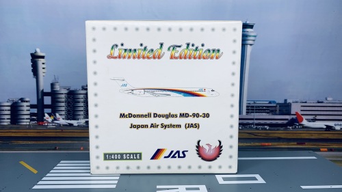 JAS 日本佳速航空 McDonnell Douglas MD-90 JA8063  PH10020 Phoenix 1:400