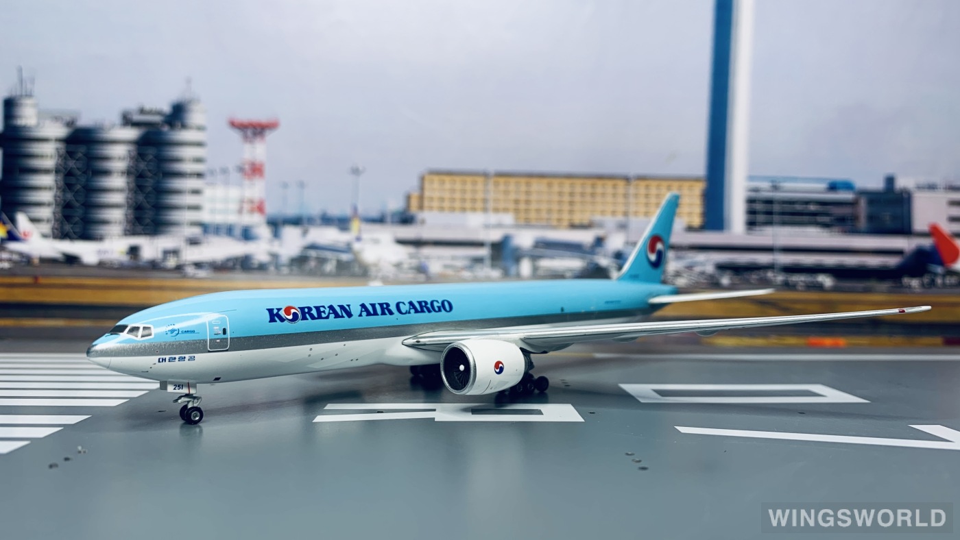 Phoenix 1:400 PH04001 Korean Air 大韩航空 Boeing 777F HL8251