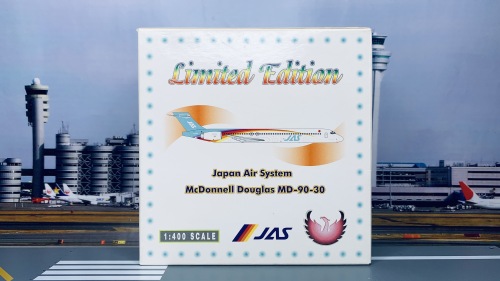 JAS 日本佳速航空 McDonnell Douglas MD-90 JA8066  PH10045 Phoenix 1:400