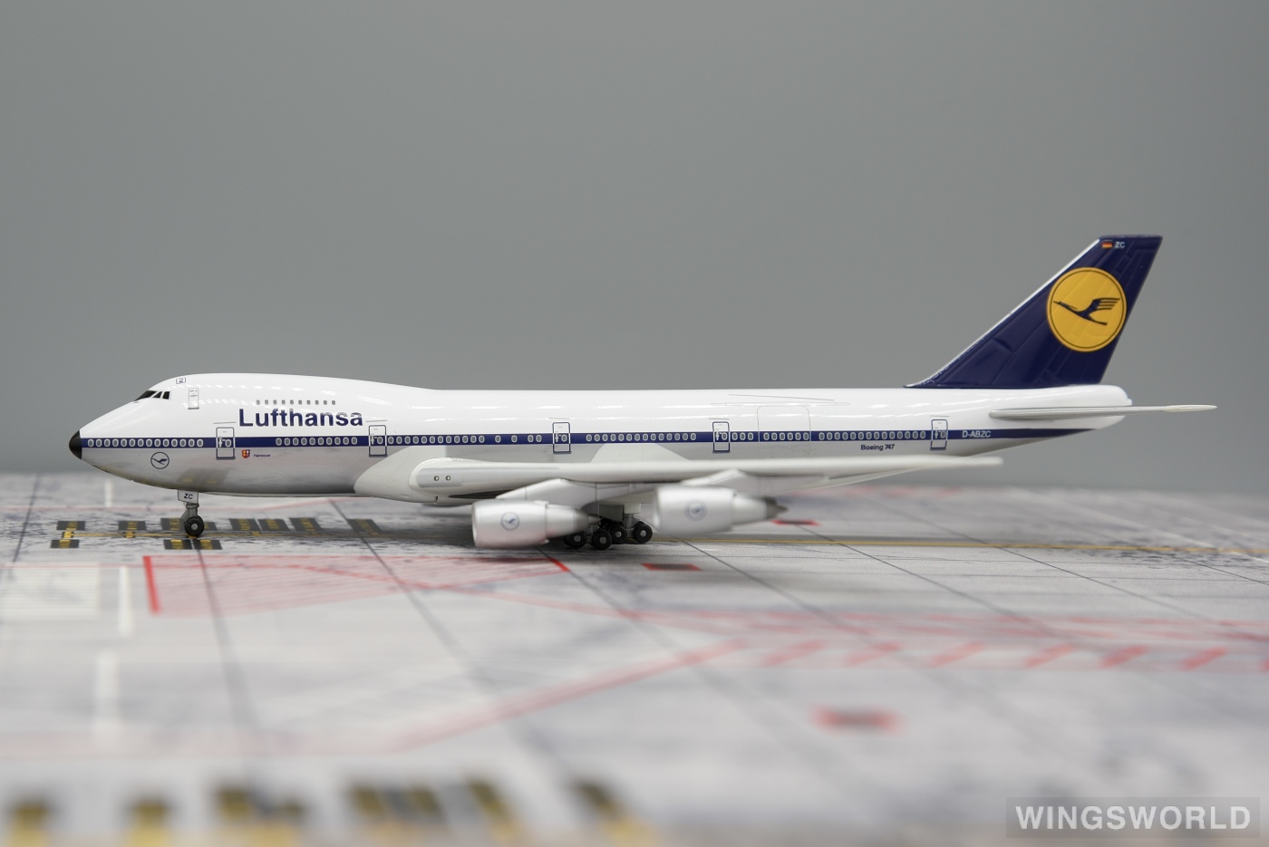 Jet-X 1:400 Boeing 747-200 Lufthansa 汉莎航空JXM116B D-ABZC