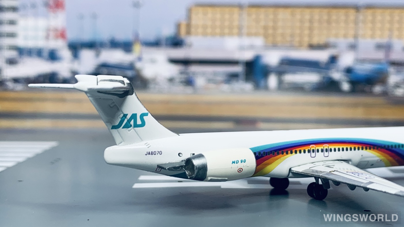 Phoenix 1:400 PH10047 JAS 日本佳速航空 McDonnell Douglas MD-90 JA8070