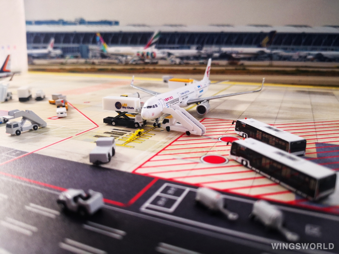 JC Wings 1:400 KD4091 China Eastern 中国东方航空 Airbus A321 B-8570