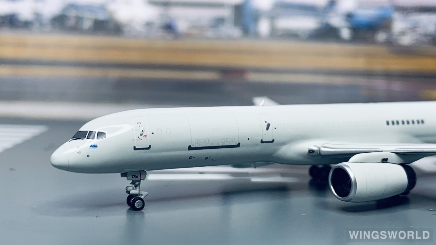 NGmodels 1:400 NG53142 ASL Airlines France Boeing 757-200 OO-TFA