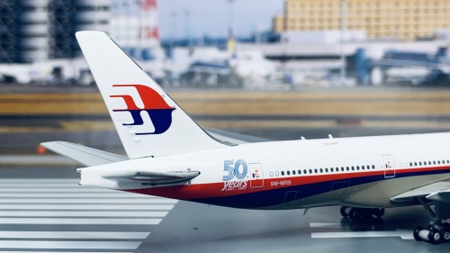 XX4488 Malaysia Airlines 马来西亚航空Boeing 777-200 9M-MRB