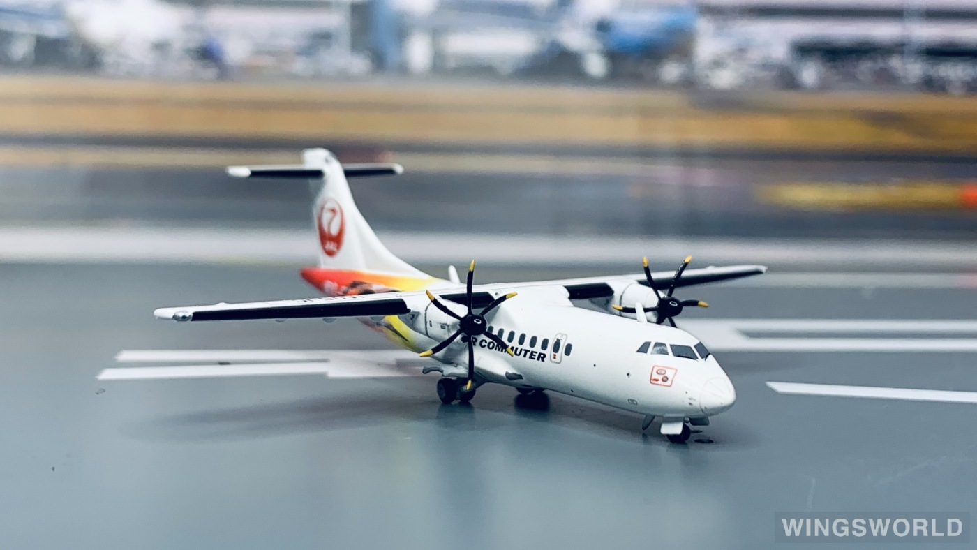 JC Wings 1:400 EW4AT4002 Japan Air Commuter ATR 42 JA05JC