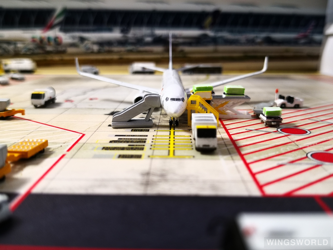 Geminijets 1:400 GJFDX1854 FedEx 联邦快递 Boeing 737-800 G-NPTD