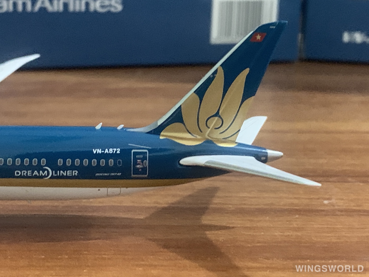 Phoenix 1:400 PH04297 Vietnam Airlines 越南航空 Boeing 787-10 VN-A872