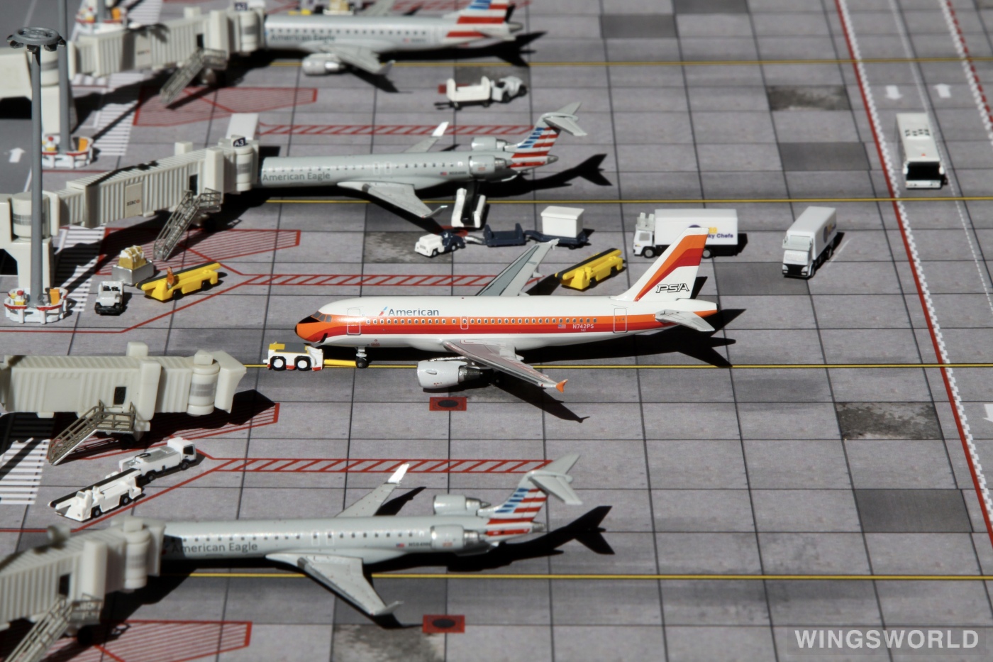 AeroClassics 1:400 BBX41603 American Airlines 美国航空 Airbus A319 N742PS