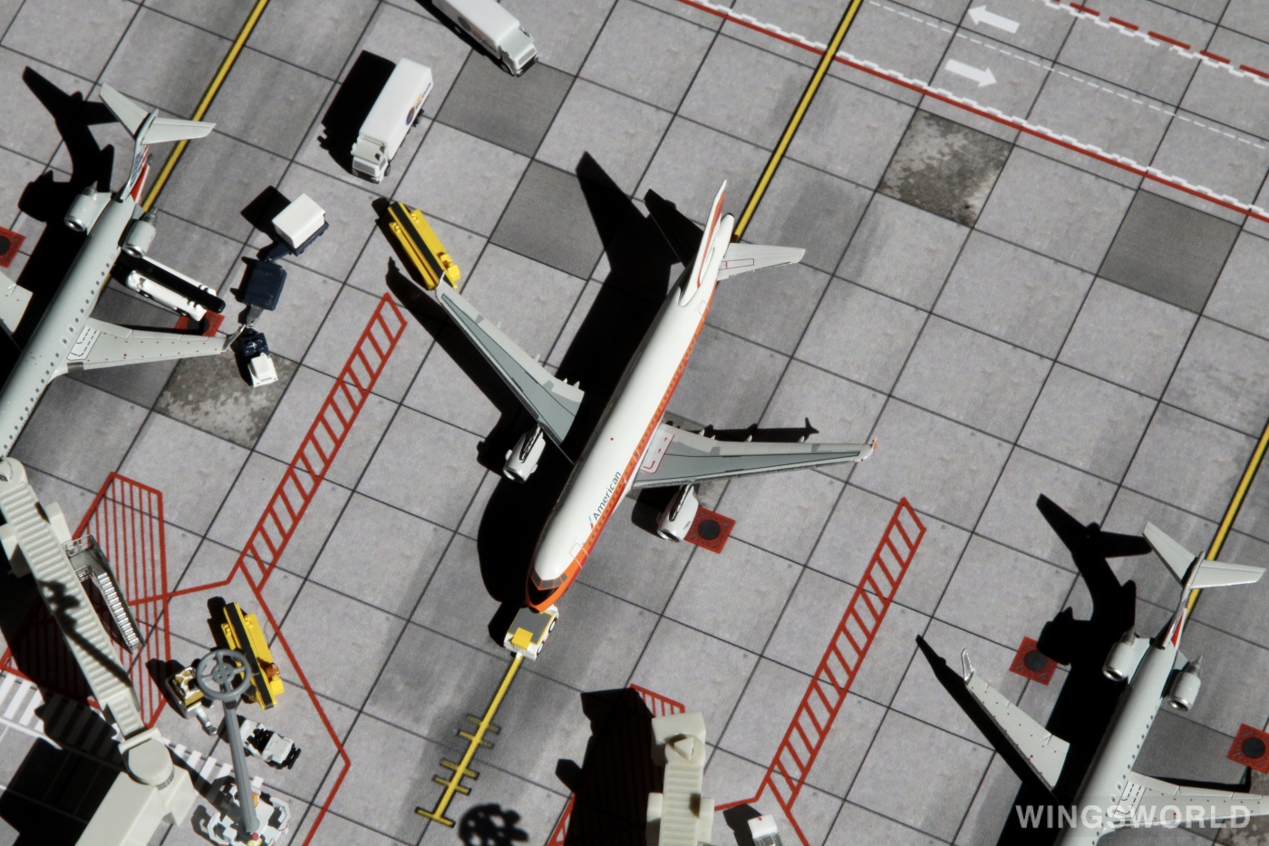 AeroClassics 1:400 BBX41603 American Airlines 美国航空 Airbus A319 N742PS