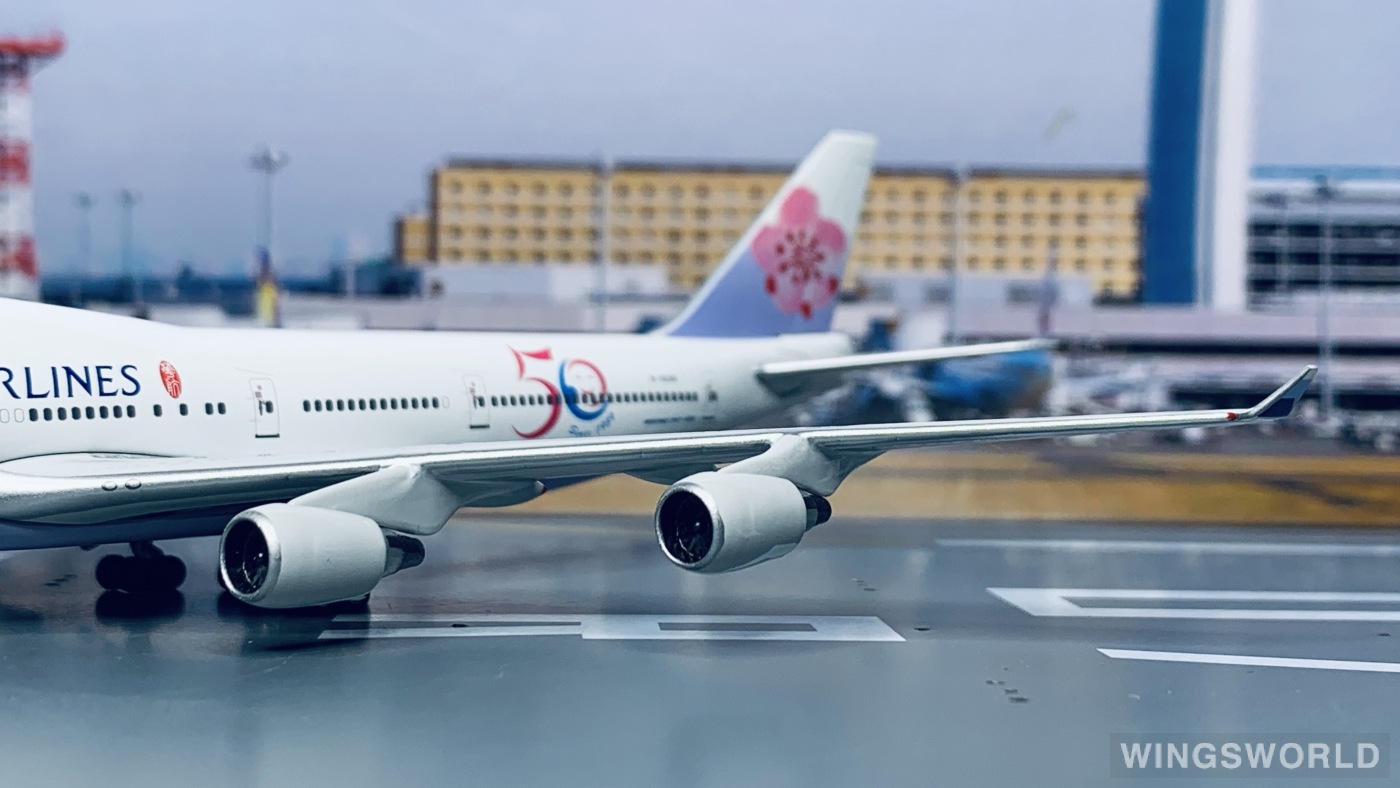 Phoenix 1:400 PH10351 China Airlines 中华航空 Boeing 747-400 B-18208