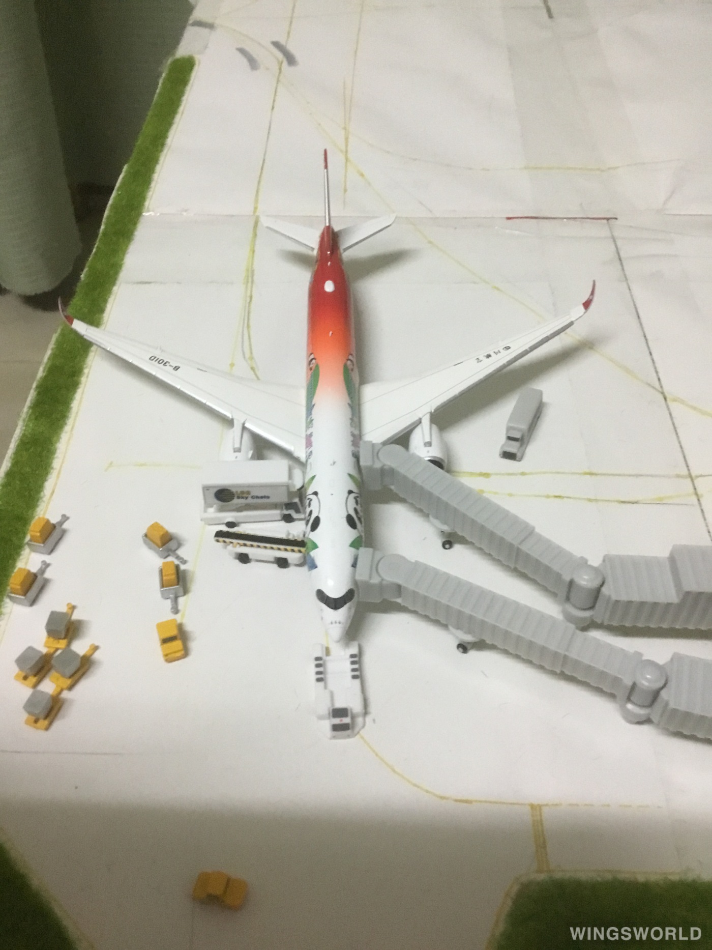 JC Wings 1:400 KD4101A Sichuan Airlines 四川航空 Airbus A350-900 B-301D