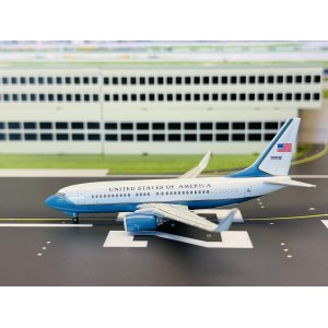 USAF 美国空军 Boeing 737-700 05-0932  HG8829 Hogan 1:400
