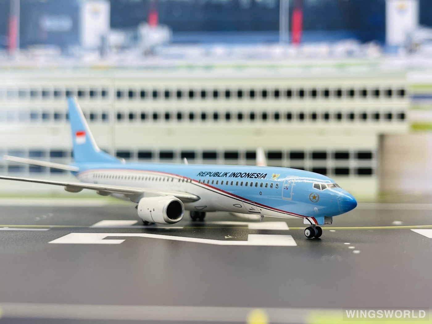 JC Wings 1:400 EW4738001 Indonesia Air Force 印尼空军 Boeing 737-800 A-001