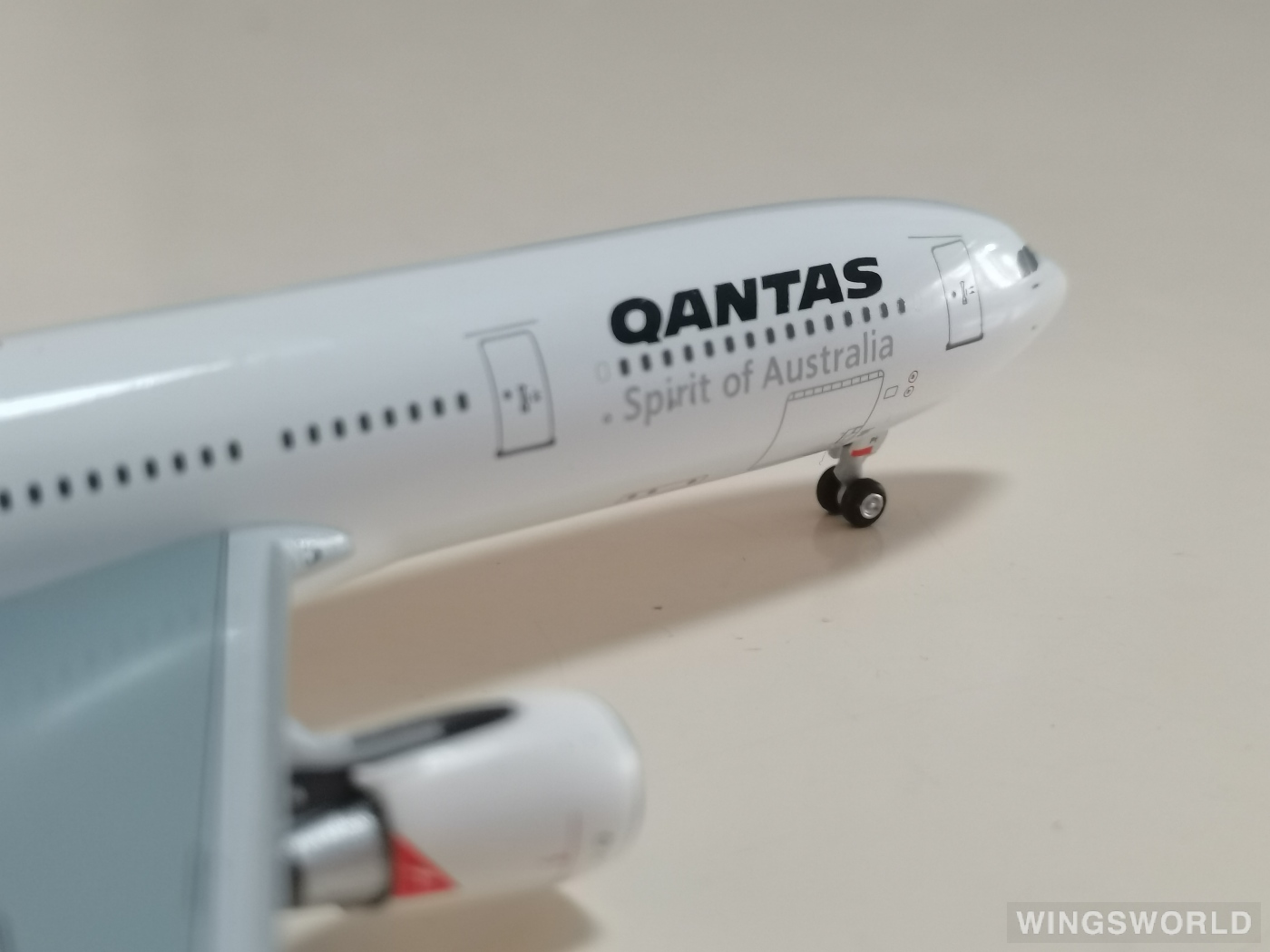 AeroClassics 1:400 AC4VHQPI Qantas 澳洲航空 Airbus A330-300 VH-QPI