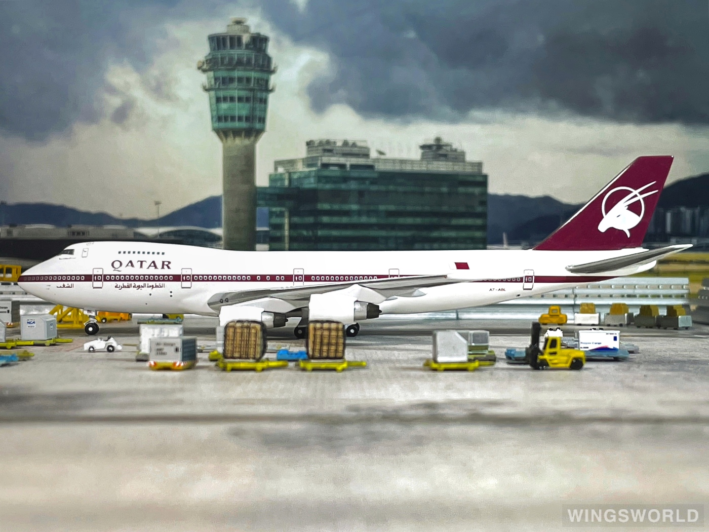 Aviation400 1:400 AV4742030 Qatar 卡塔尔航空 Boeing 747-100 A7-ABL