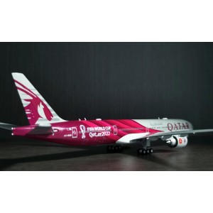 Qatar 卡塔尔航空 Boeing 777-200 A7-BEB 世界杯彩绘 XX4489 JC Wings 1:400