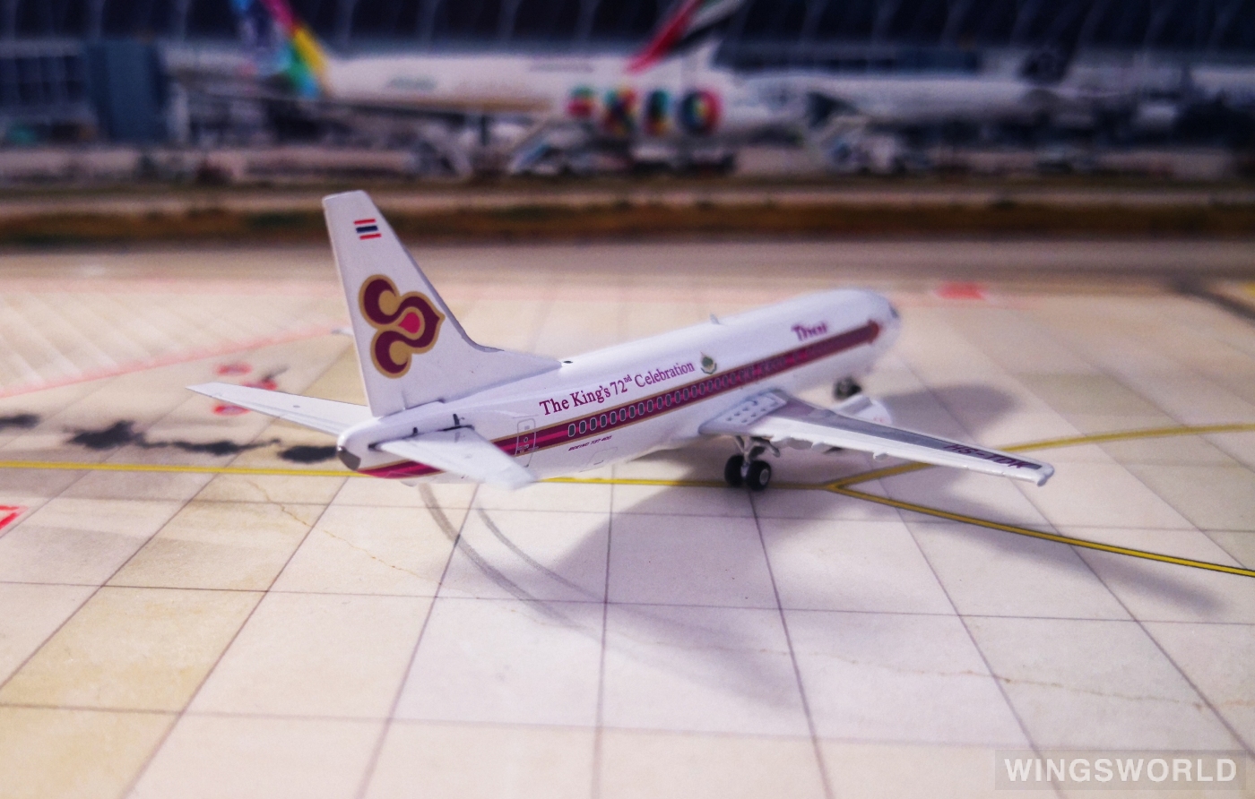 Phoenix 1:400 PH11693 Thai Airways 泰国国际航空 Boeing 737-400 HS-TDK