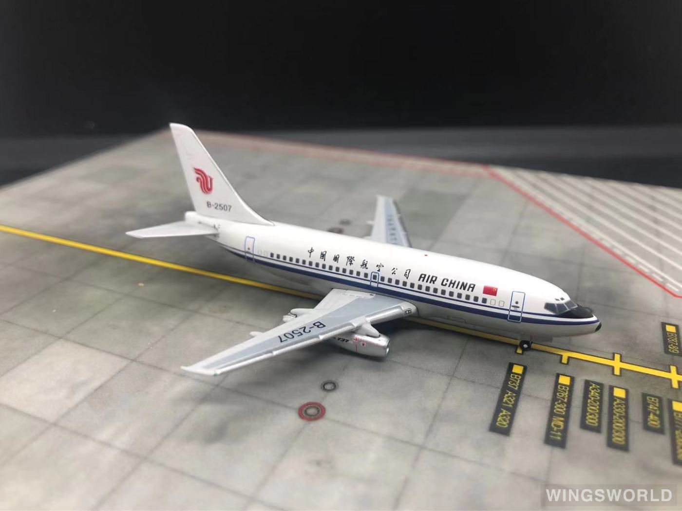 AeroClassics 1:400 ACB2507 Air China 中国国际航空 Boeing 737-200 B-2507