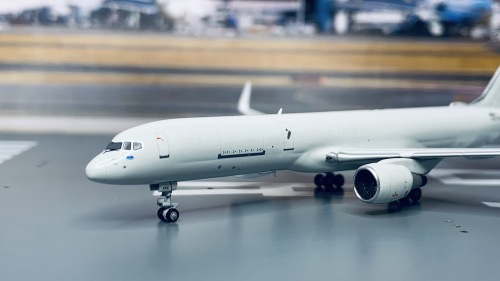 ASL Airlines Belgium Boeing 757-200 OO-TFC  NG53171 NGmodels 1:400