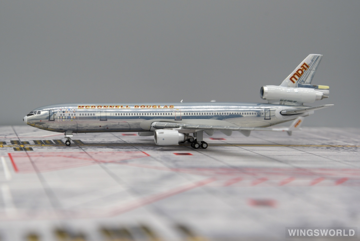 JC Wings 1:400 XX4668 McDonnell Douglas 麦道公司 McDonnell Douglas MD-11 N111MD