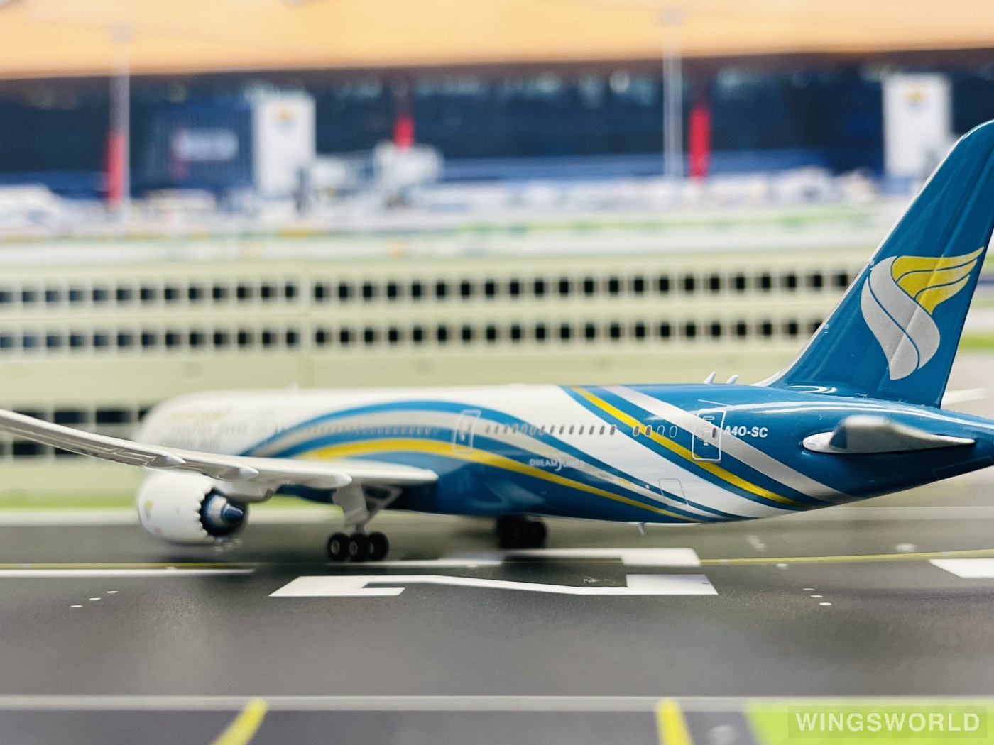 Phoenix 1:400 PH11358 Oman Air 阿曼航空 Boeing 787-9 A4O-SC