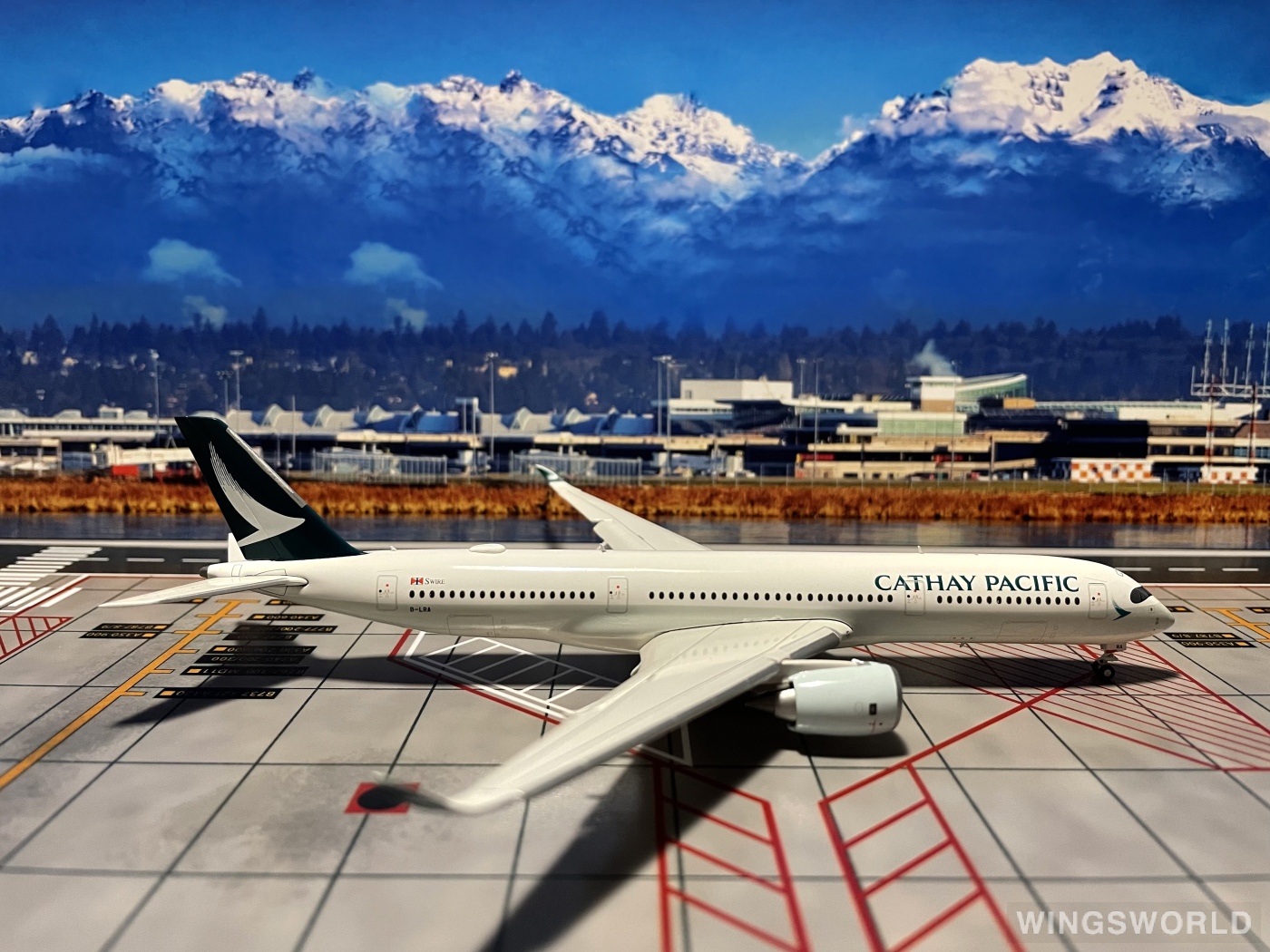 JC Wings 1:400 XX4705A Cathay Pacific 国泰航空 Airbus A350-900 B-LRA