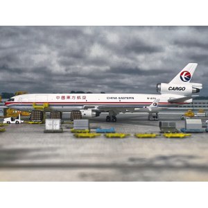 China Eastern 中国东方航空 McDonnell Douglas MD-11 B-2170  ACB2170 AeroClassics 1:400