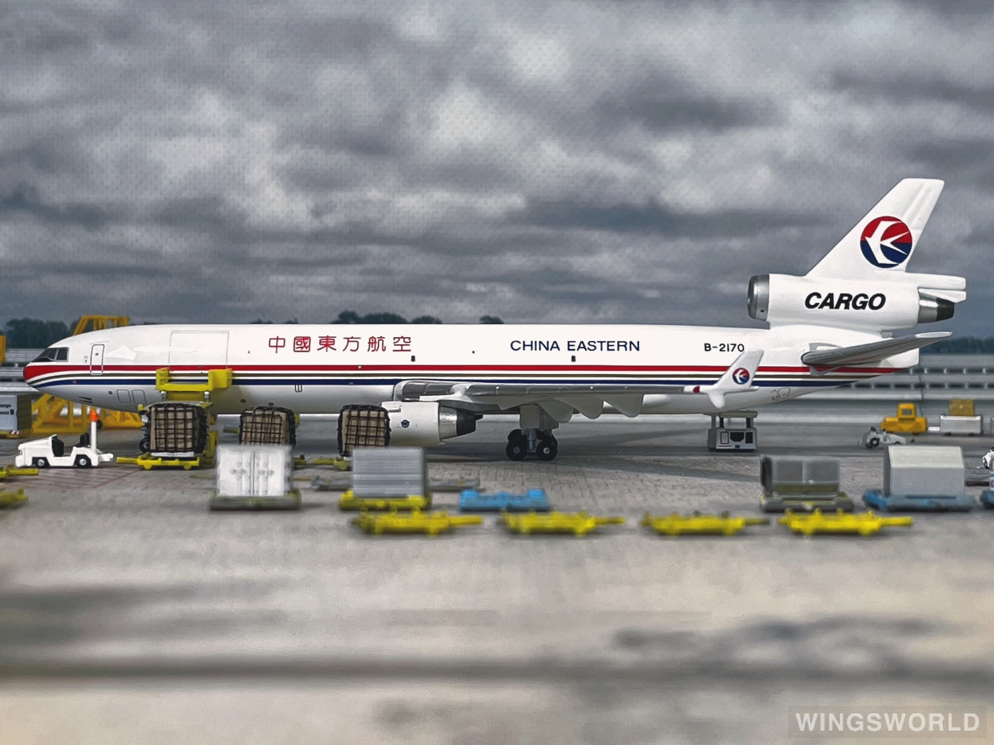 AeroClassics 1:400 ACB2170 China Eastern 中国东方航空 McDonnell Douglas MD-11 B-2170