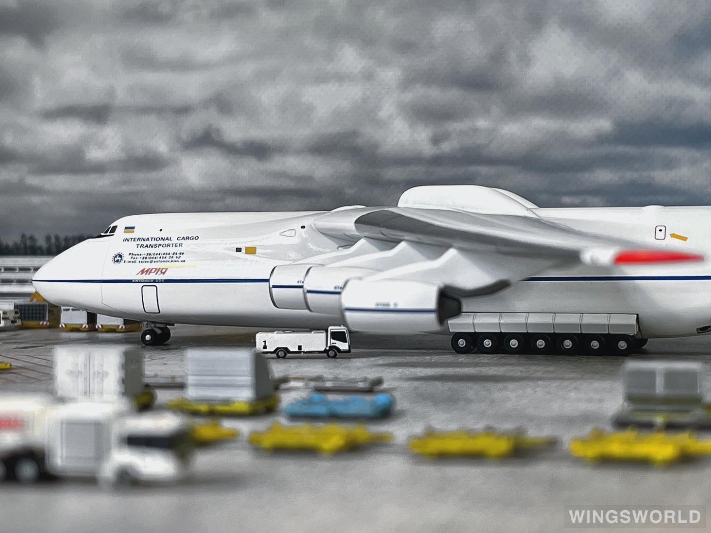 Herpa 1:400 562768 Antonov 安东诺夫 Antonov An-225 UR-82060