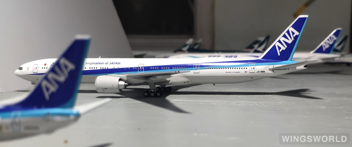 Phoenix 1:400 Boeing 777-300ER ANA 全日空PH04327 JA798A 的照片作者 