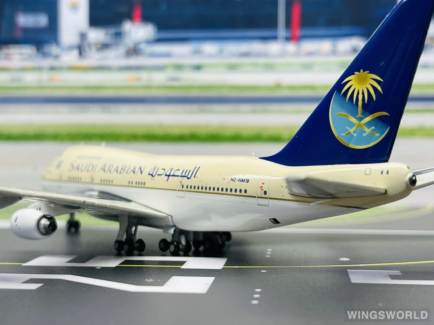 Geminijets 1:400 GJSVA1639 Saudia 沙特阿拉伯航空 Boeing 747SP HZ-HM1B