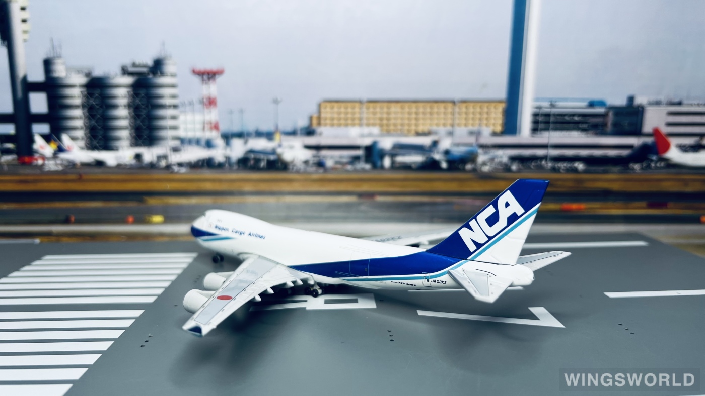 Dream Air 1:400 BXJA02KZ Nippon Cargo Airlines 日本货物航空 Boeing 747-400 JA02KZ