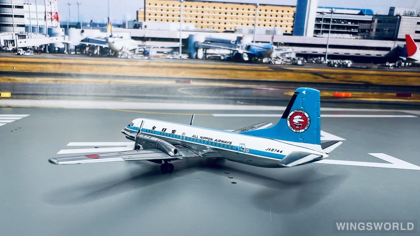 Hogan 1:400 NAMC YS-11 ANA 全日空YSS41103 JA8744 的照片作者