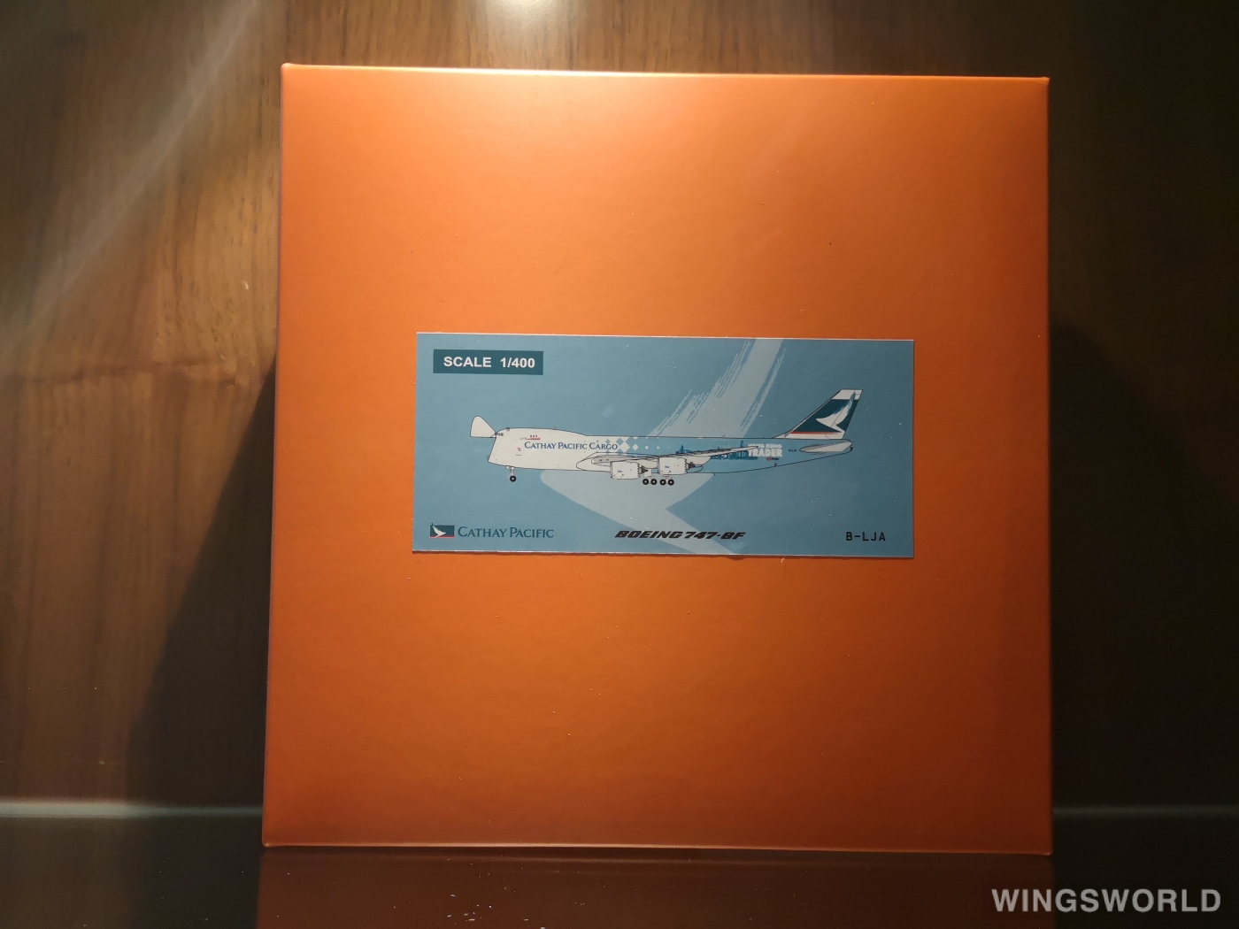 JC Wings 1:400 EW4748005 Cathay Pacific 国泰航空 Boeing 747-8F B-LJA