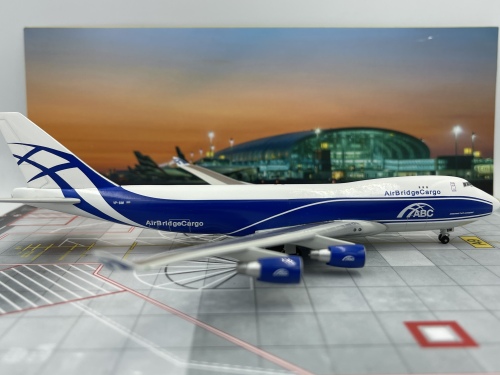 航空機・ヘリコプター Herpa Boeing 747-400 Herpa 1/400 747-400 政府専用機 - メルカリ